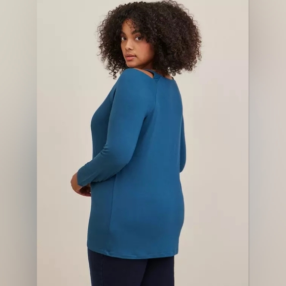 Torrid Super Soft Cut Out Knit Long Sleeve Tee 2X And WT New Blue - Picture 4 of 10